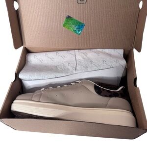 Seven7 Miki Leopard Print Tan Women’s Sneakers lace up sz 11 Comfy Shoes NEW